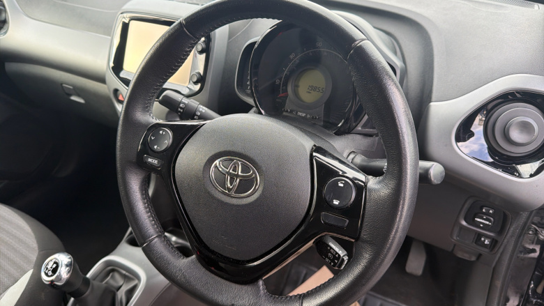 Toyota Aygo 1.0 VVT-i X-Press 5dr Petrol Hatchback